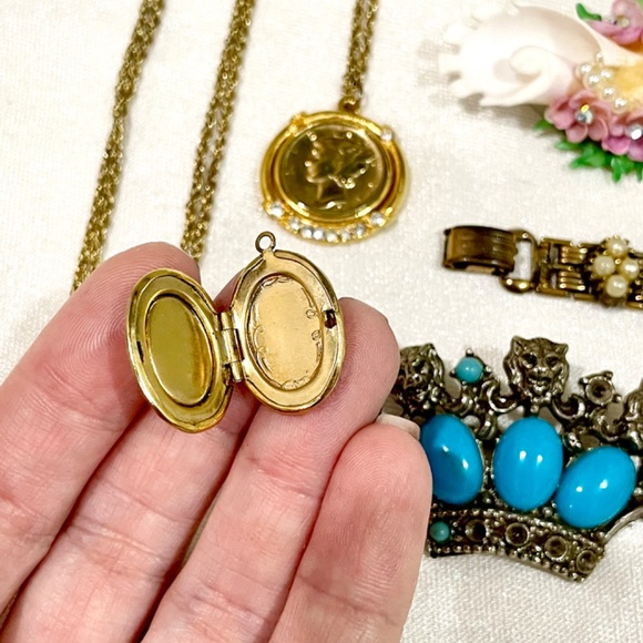 Vintage Rhinestone Crystal Necklace Bracelet Clip On Earrings Brooch Locket - Picture 6 of 13